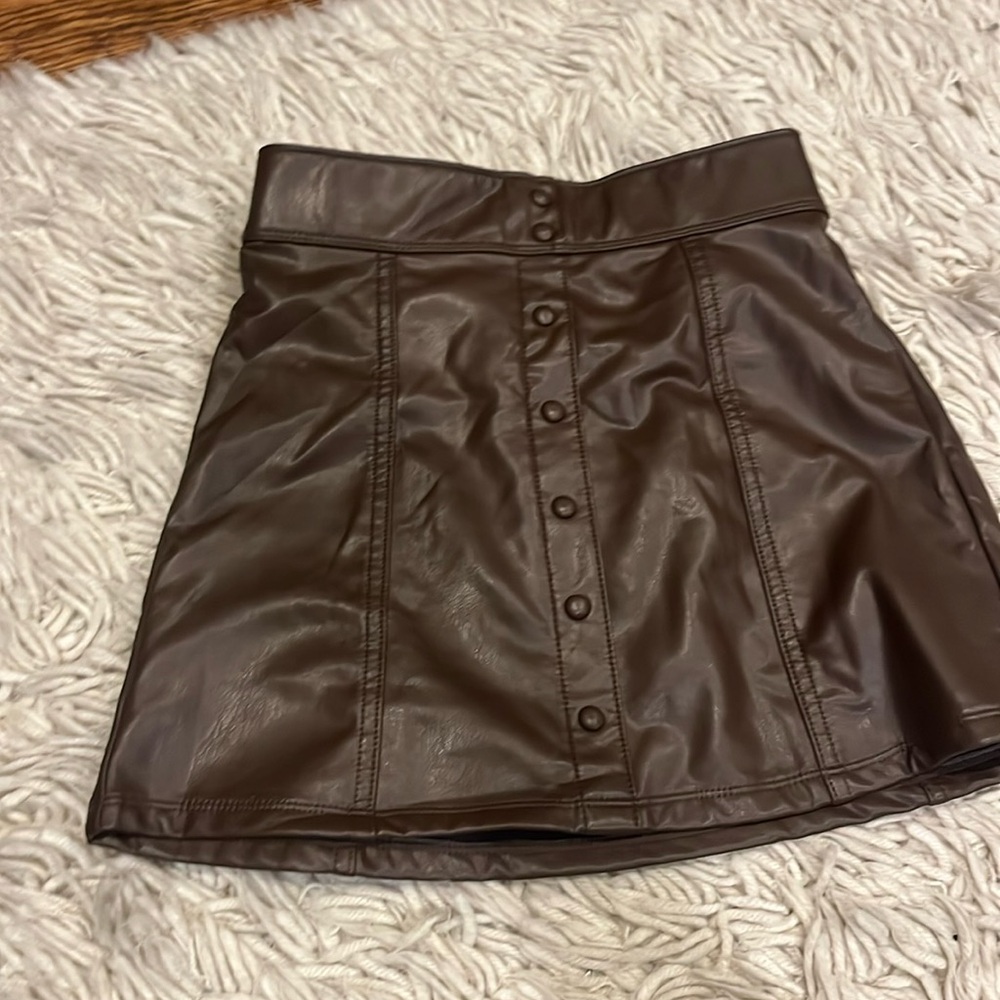 Abercrombie Kids brown faux leather skirt - size 9/10
